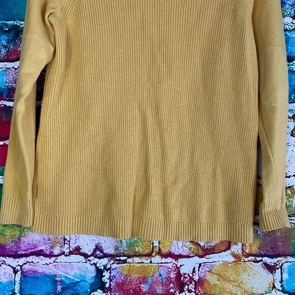 Talbots Yellow Ribbed Crew Neck Sweater Size Small Petite SP - Picture 7 of 10